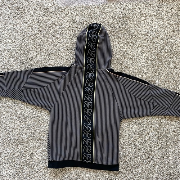 PUMA Women's Making The Cut Pullover Sweatshirt - Picture 2 of 4